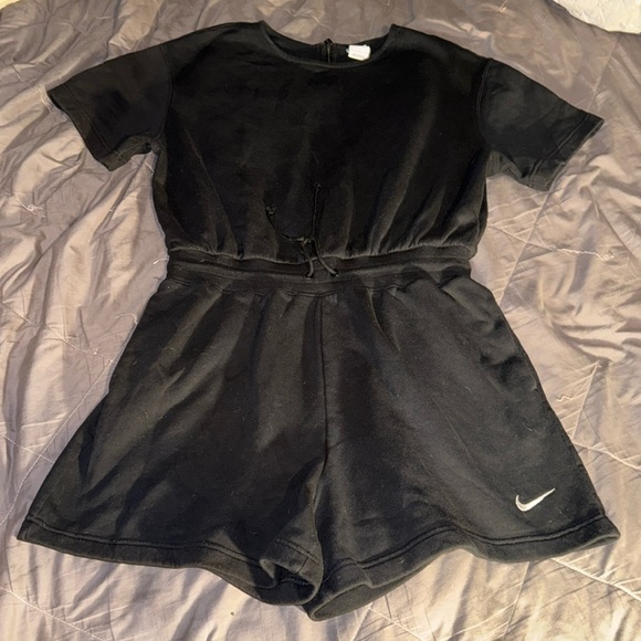 NIKE FLEECE ROMPER - Picture 1 of 4